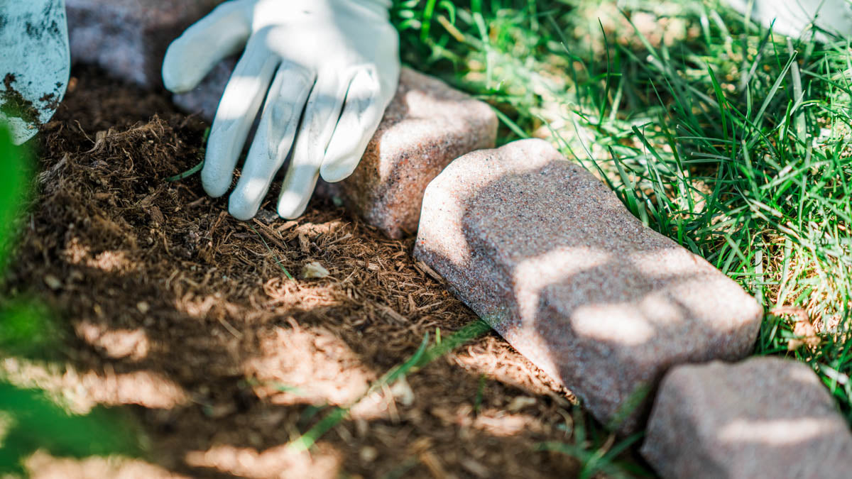 How To Create A Landscape With Faux Stone Edging Beuta